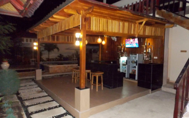 Tropical Hideaways Resort