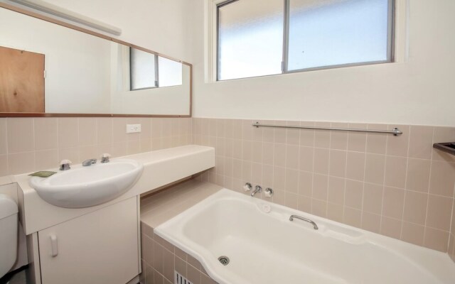 Columbia, Unit 5, 12 Columbia Close