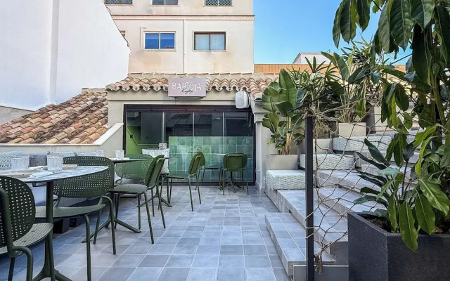 Coeo Hostel Hernan Ruiz