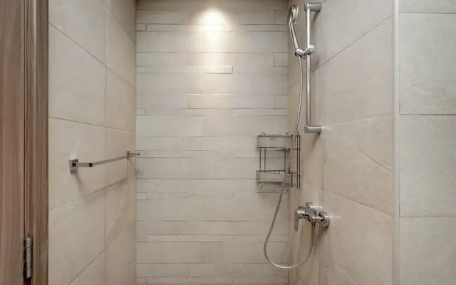 New Stylish Studio in Azizi Riviera
