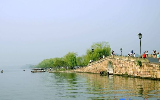 Hanting Youjia Hotel (Hangzhou West Lake Zhongshan North Road) – Outside – Hangzhou