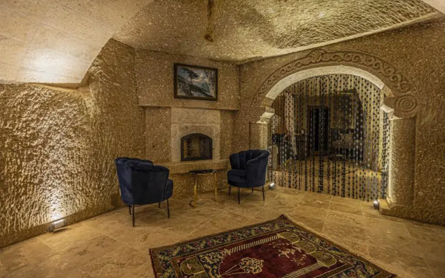 Zumrut Anka Cave Hotel