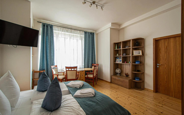 Bright Ruterra Apartment in the Heart of Prague