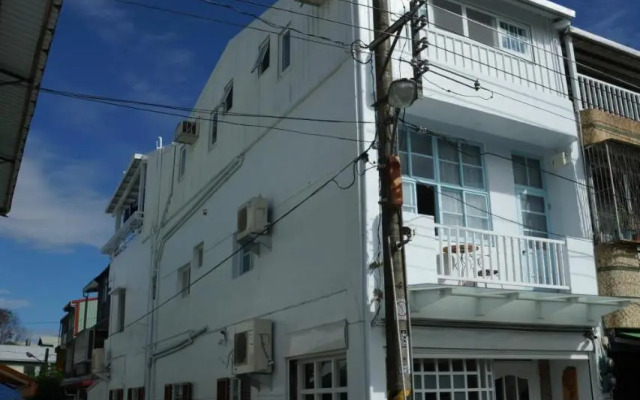 Little Time Guesthouse