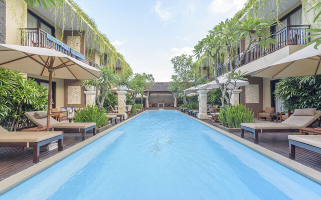 d'Penjor Seminyak Hotel