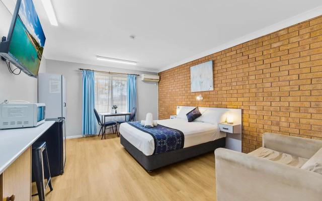 Castlereagh Motor Inn