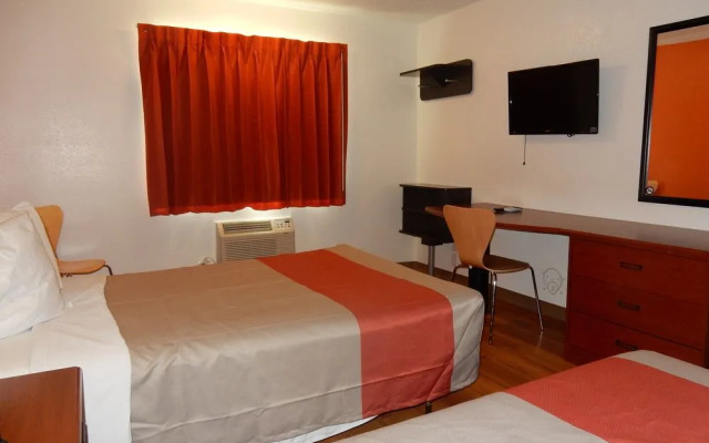 Motel 6 Ponca City