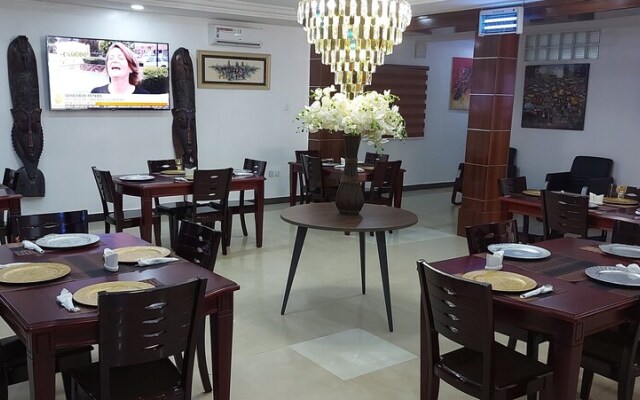 Peace Media Hotels Gwarimpa