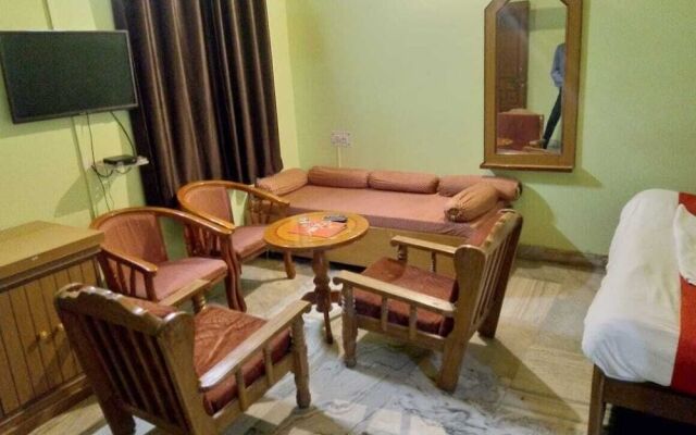 Hotel Divya
