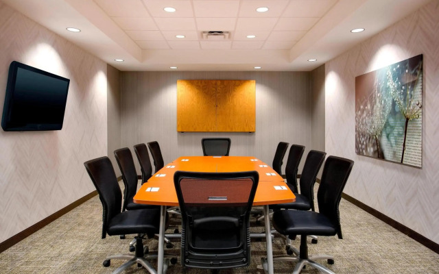 Springhill Suites Marriott Airport