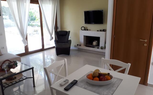 Angelikis Holiday House