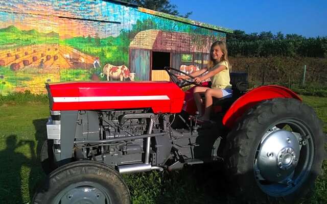La petite ferme de Pouillon - Parc animalier - aire de loisirs
