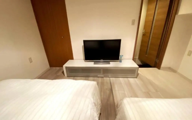 Takemura Building 107