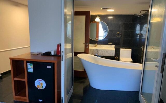 Rooms Hotel
