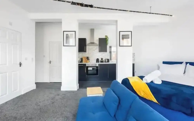 Kunda House JQ- Apt 3