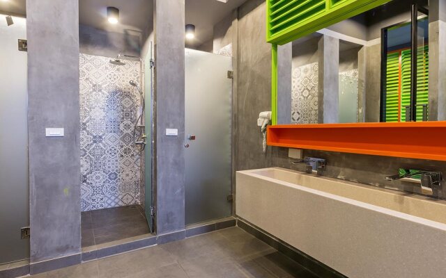 iSanook Hostel