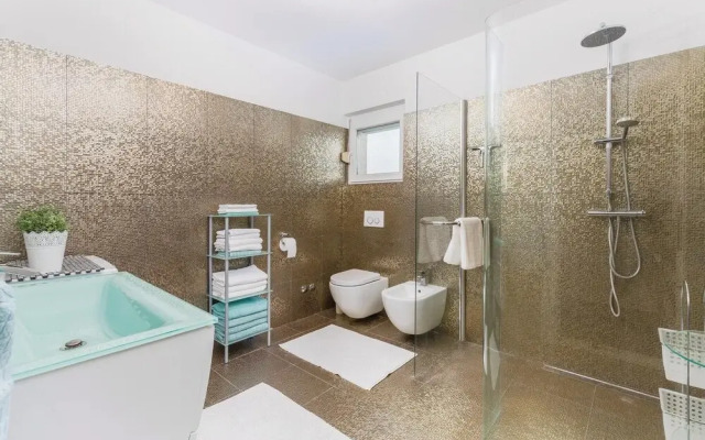 Awesome Home in Nedescina With Wifi and 5 Bedrooms