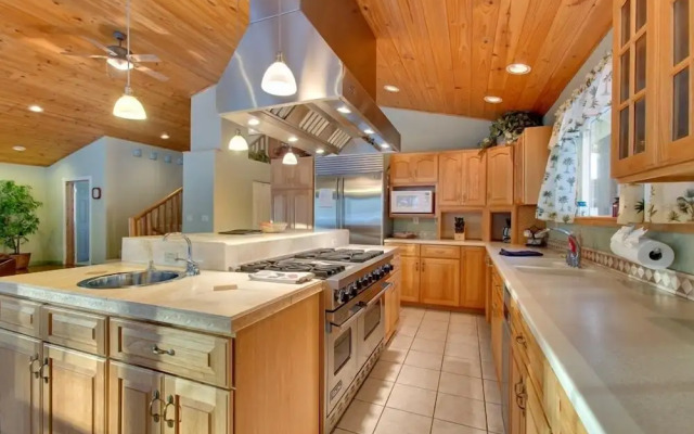 Sequoia Chalet 5 Bedroom Home