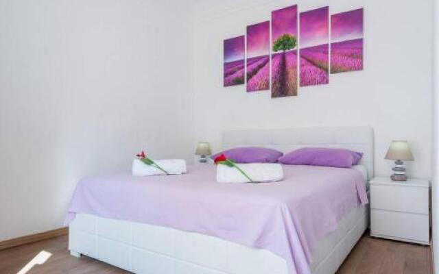 Old Town Charm Apartment