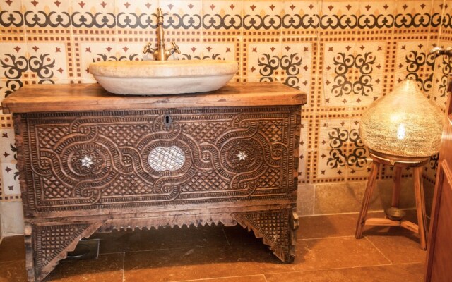 Beyt El Jabal Guest House - Der el Qamar