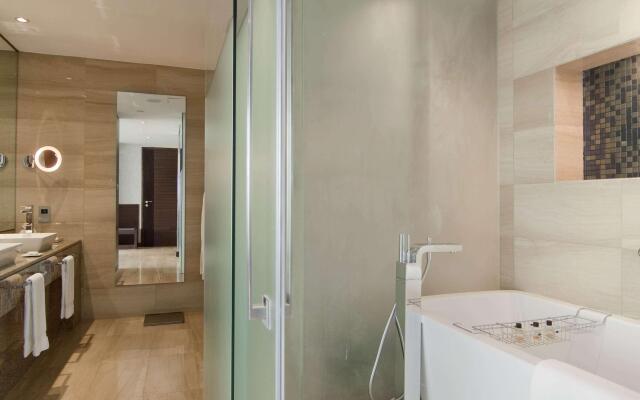 Fairmont Bab Al Bahr Hotel