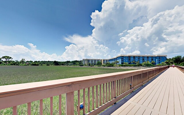 William Hilton #4305 - 2 Br Condo