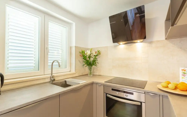 Green Hills Apartment