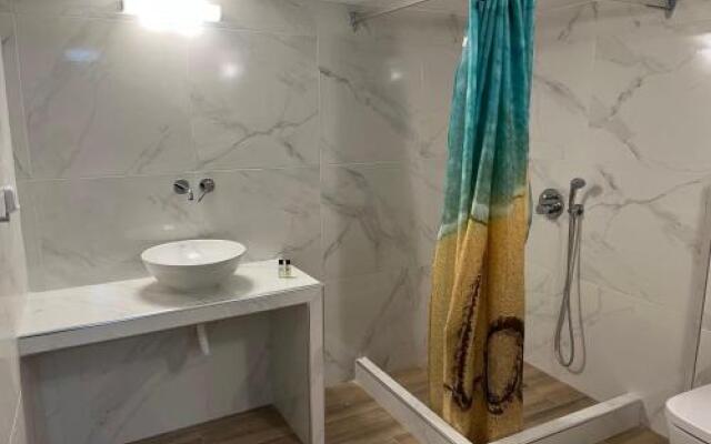 Firaxenia rooms