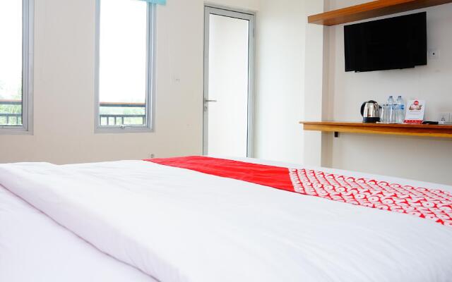 Capital O 399 Kelayang Beach Hotel