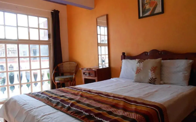 Hotel y Bungalows Monteverde
