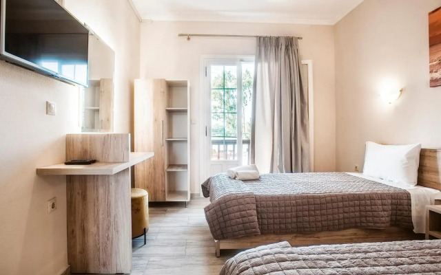 Potamos Apartments