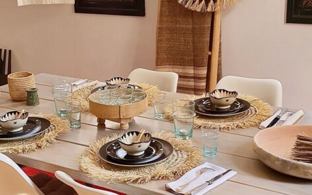 La Maison des Ailleurs