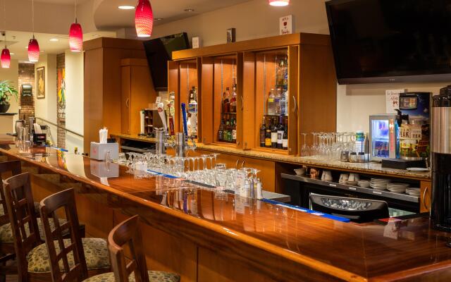 Holiday Inn Port of Miami - Downtown by IHG