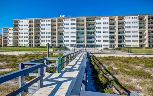 Beach Cottage Look Condo, Ocean View from Spacious Balcony by RedAwning