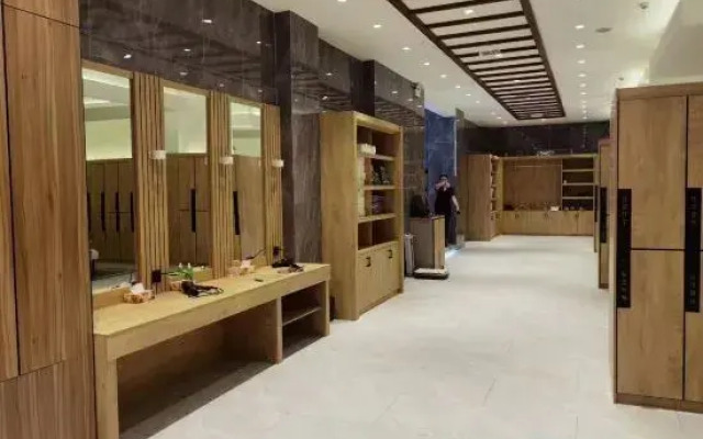 Jinjiang Business Hotel