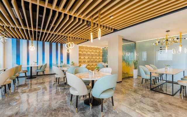 Atour Hotel Nanjing Zongtongfu