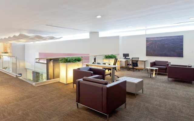 NH Mexico City Valle Dorado