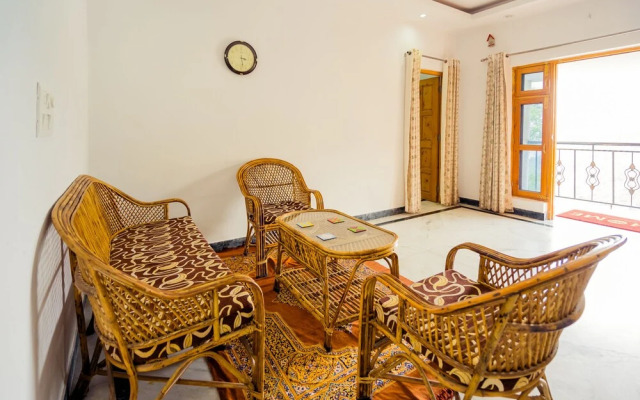 OYO 13292 Home Peaceful 2BHK Villa Kempty Fall