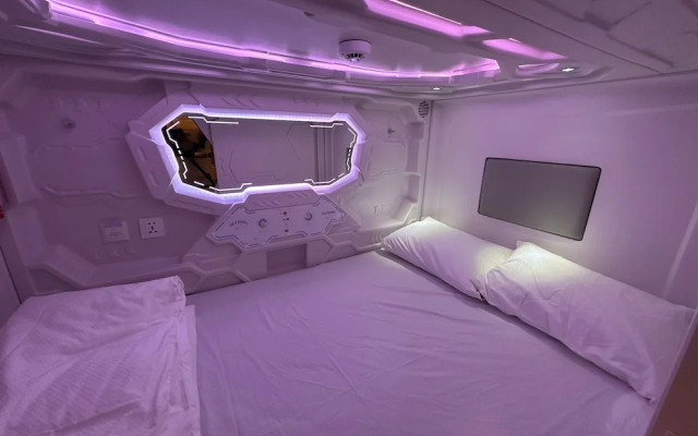 BLR Pods