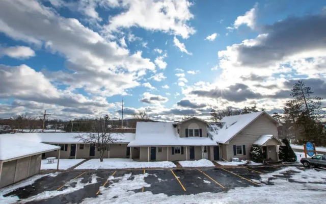 Boyne City Motel