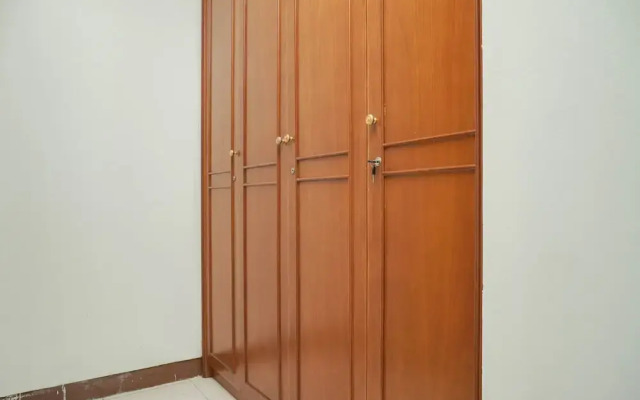 Spacious and Good 3BR Pangeran Jayakarta Apartment
