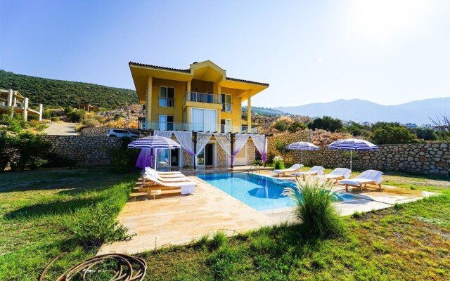 Heaven Villa