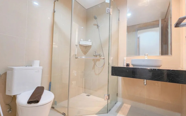 Wonderful 2BR with City View at Grand Sungkono Lagoon Apartment