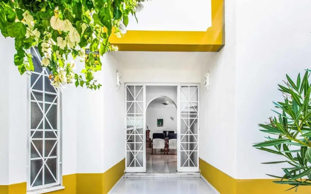 Villa Arines