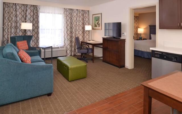 Hampton Inn & Suites Pueblo-Southgate