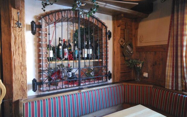 Gasthof Almstube