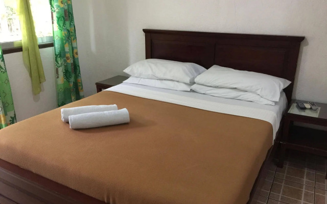 Paragayo Resort