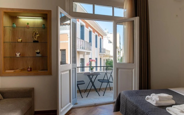 1900's Athens Residence