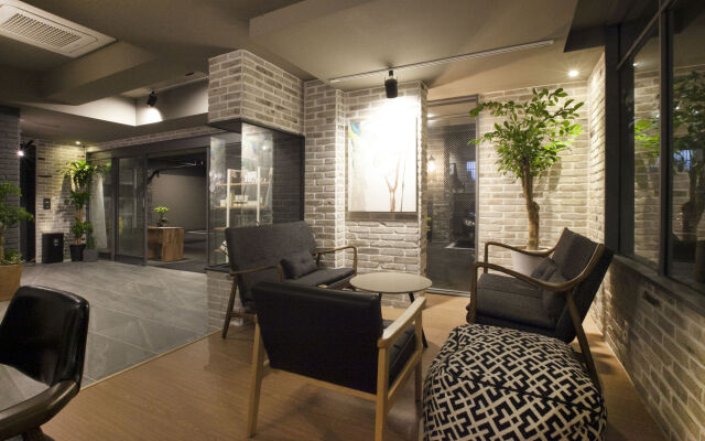 Brown Dot Hotel
