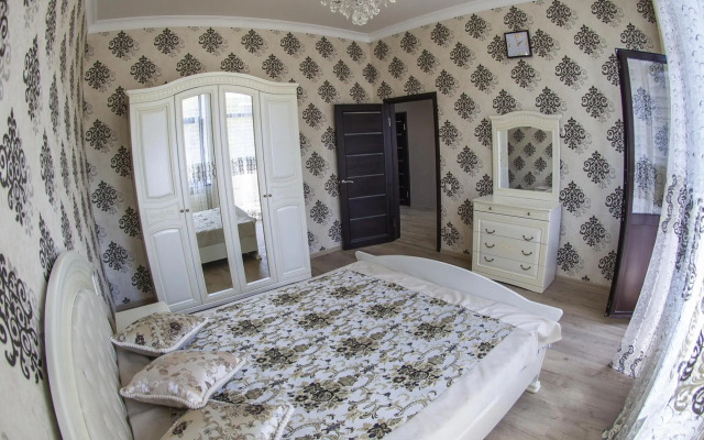 Апартаменты на улице Чкалова 75